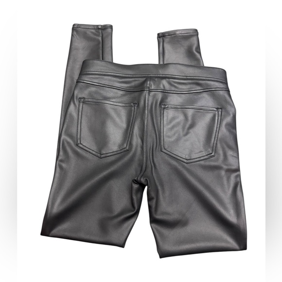 EXPRESS Faux Leather Pants Sz 4 - Picture 3 of 6